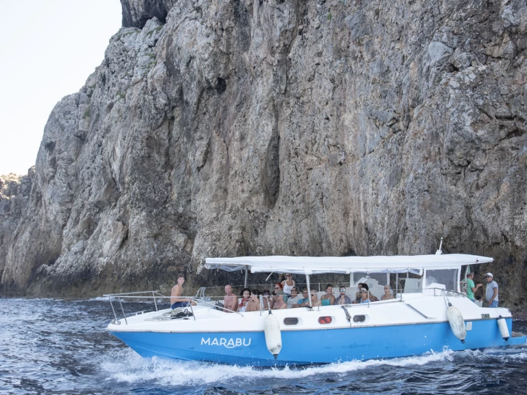 Alfamarine Marabù jednotlivci a charterové společnosti v Trapani Port