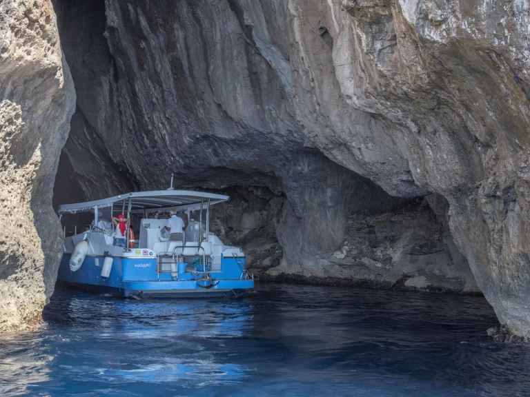 Pronájem lodi Alfamarine Marabù v Trapani Port na Samboatu