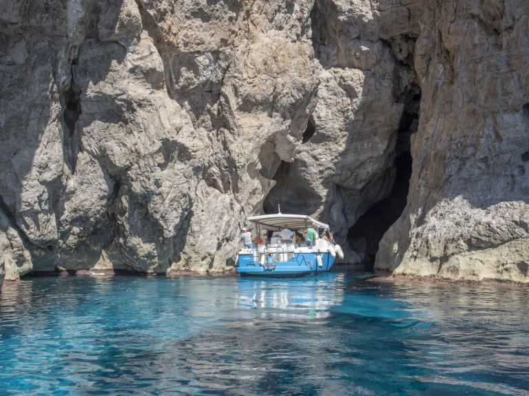 Pronájem jachty v Trapani Port -Alfamarine Marabù na Samboatu