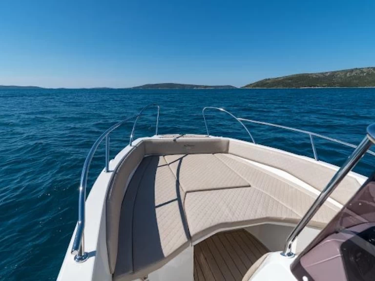 Pronájem Motorová loď speedy s licencí