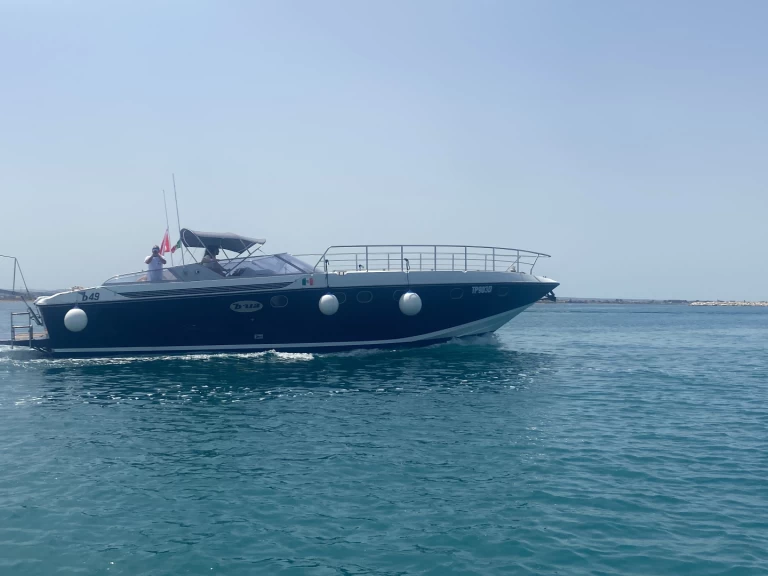 Baia Noemi jednotlivci a charterové společnosti v Trapani