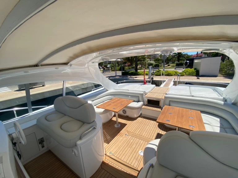 Pronájem jachty v Ibiza Town -Pershing Pershing 54 na Samboatu