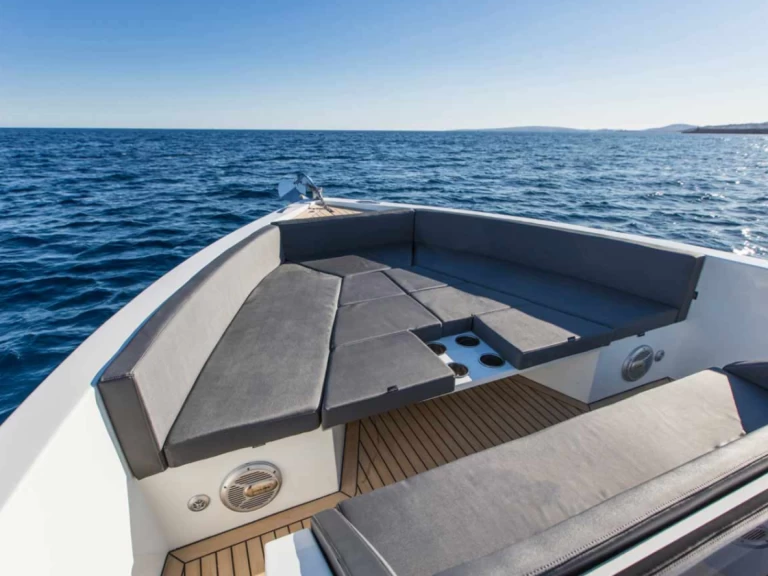 Pronájem jachty v Ibiza Town -De Antonio 33 SEEA ONE na Samboatu