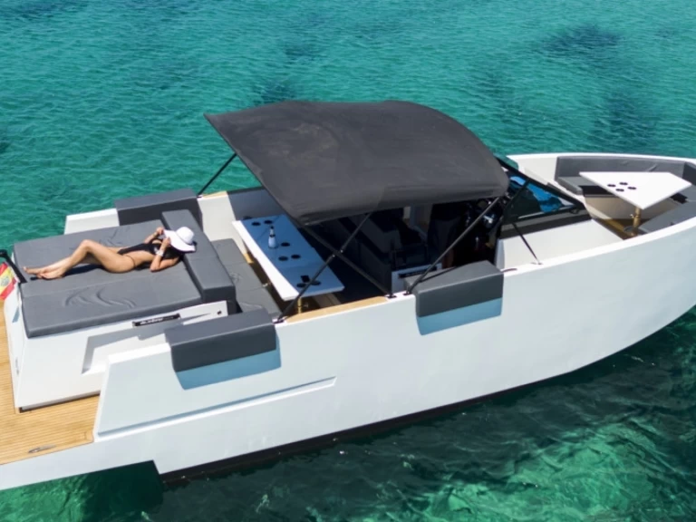 Pronajmout si De Antonio 33 SEEA ONE v Ibiza Town