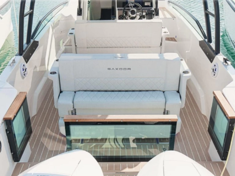 Saxdor 270 GTO jednotlivci a charterové společnosti v Ibiza Town