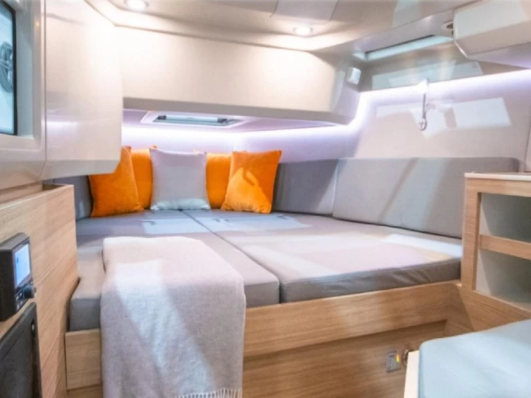 Pronájem lodi Saxdor 270 GTO v Ibiza Town na Samboatu