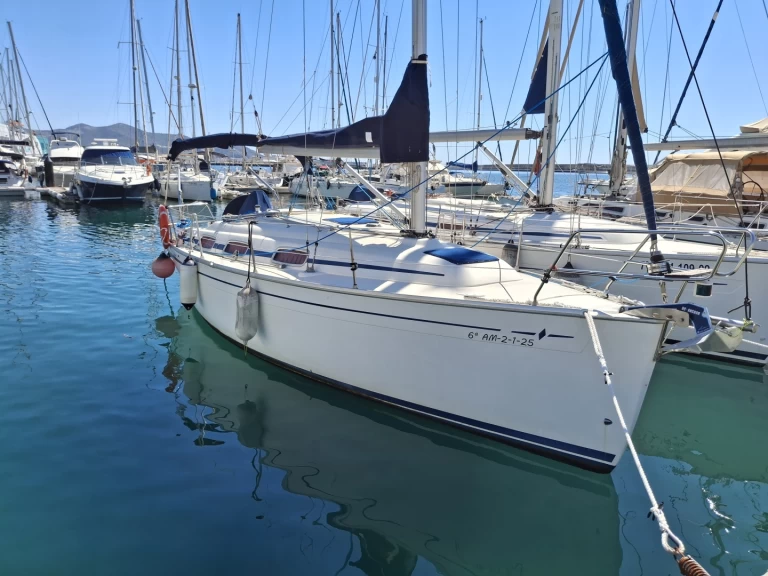 Pronájem lodi Sant Antoni de Portmany lákavé ceny Bavaria 30 Cruiser