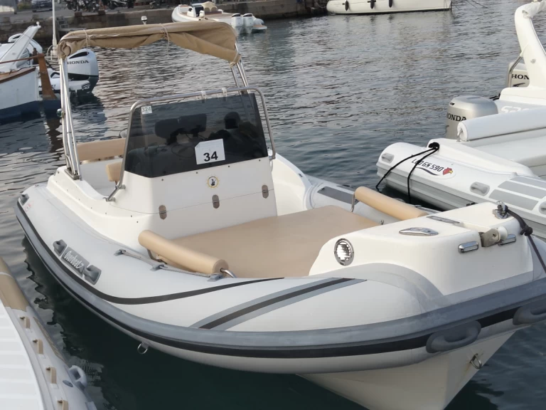 Pronájem lodi Lord  Lord 20 v Palermo na Samboatu