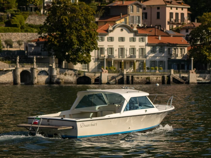 Pronájem Motorová loď Bertram s licencí