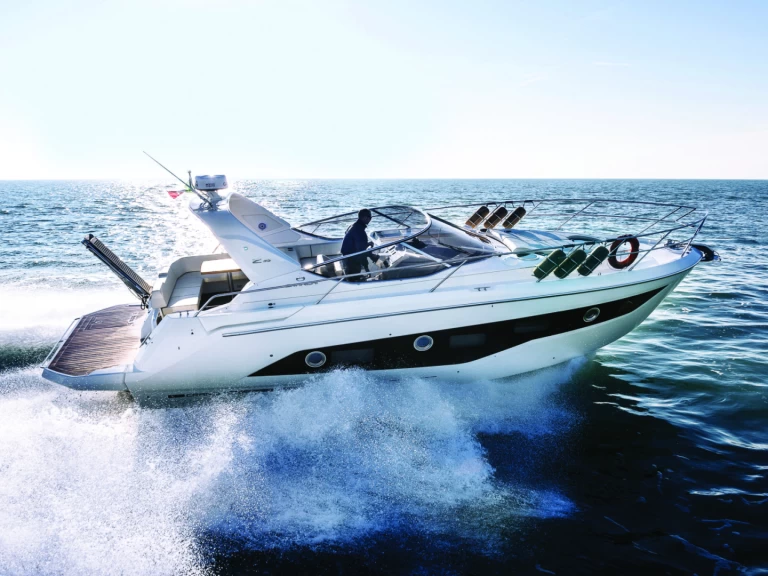 Pronájem jachty v Taormina -Cranchi Z35 na Samboatu