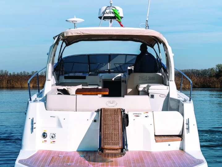 Pronájem lodi Cranchi Z35 v Taormina na Samboatu