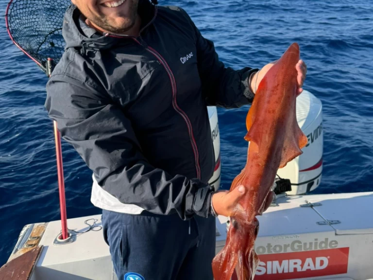 Bayliner Trophy 2302 WA Special Peche jednotlivci a charterové společnosti v Bacoli