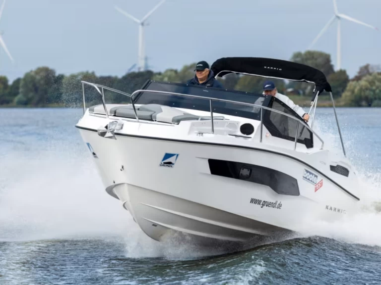 Pronájem Motorová loď v Krk -Karnic Karnic CS700 Cabin Cruiser