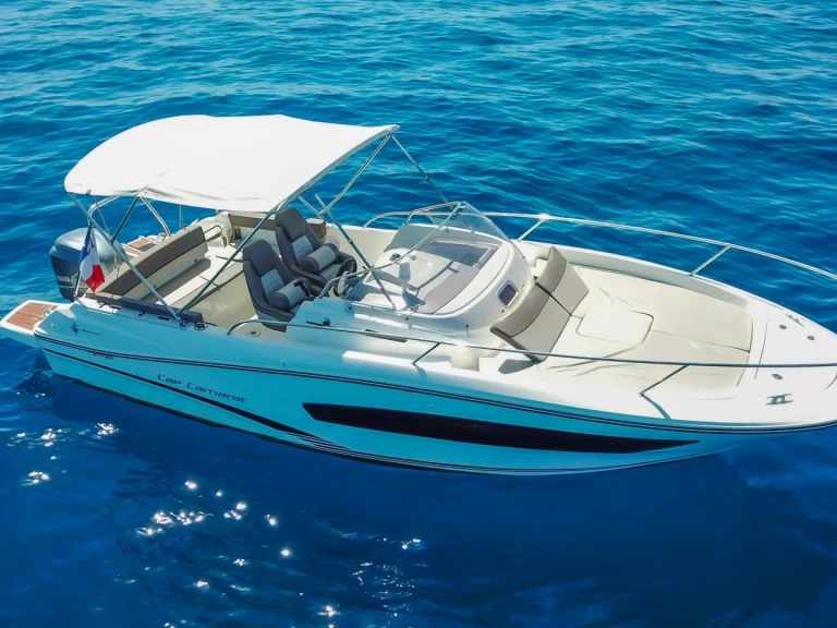 Motorová loď k pronájmu v Antibes za nejlepší cenu