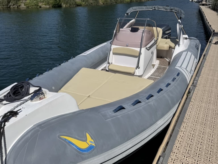 Sacs Sacs S 780 jednotlivci a charterové společnosti v Mandelieu-la-Napoule