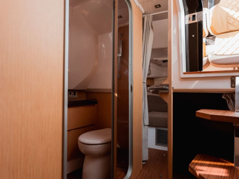 Pronajmout si Salpa AVANGARDE 1.1 v Porticcio