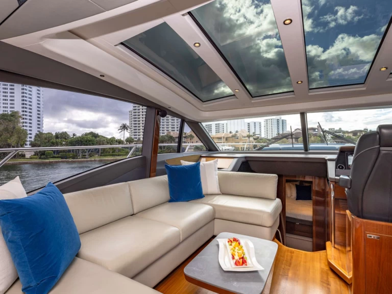 Pronájem jachty v Boca Raton -Princess Viking Reset na Samboatu