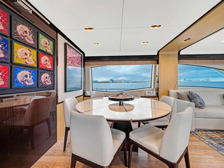 Pronajmout Jachta se skipperem či ne Azimut v Coconut Grove