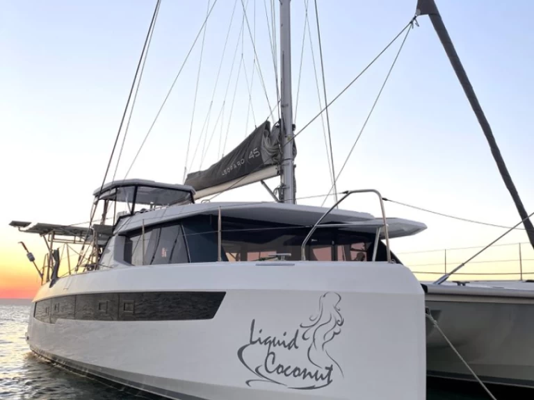 Pronajmout si Leopard Catamarans / Robertson & Caine Leopard 45 - 3 + 1 cab. v South Malé Atoll