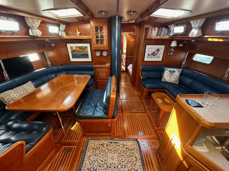 Pronajmout si Little Harbor Tyche v Boston