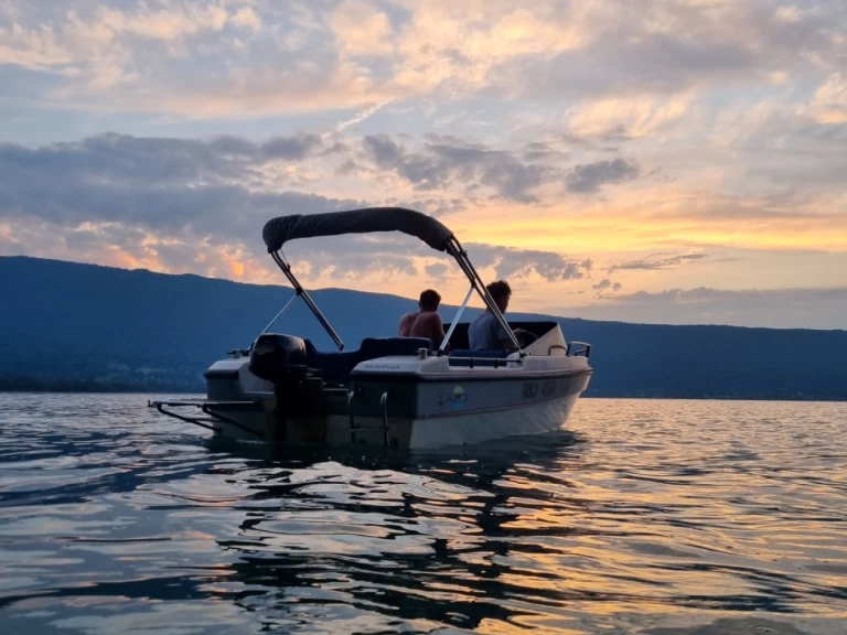 Rio Rio 450 Top jednotlivci a charterové společnosti v Annecy