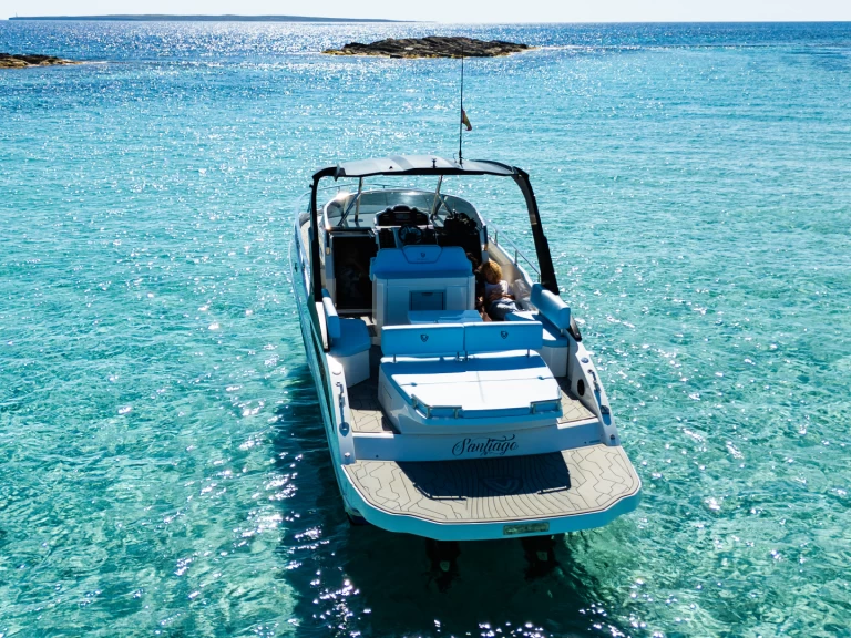 Pronajmout si FIM 340 v Ibiza Magna