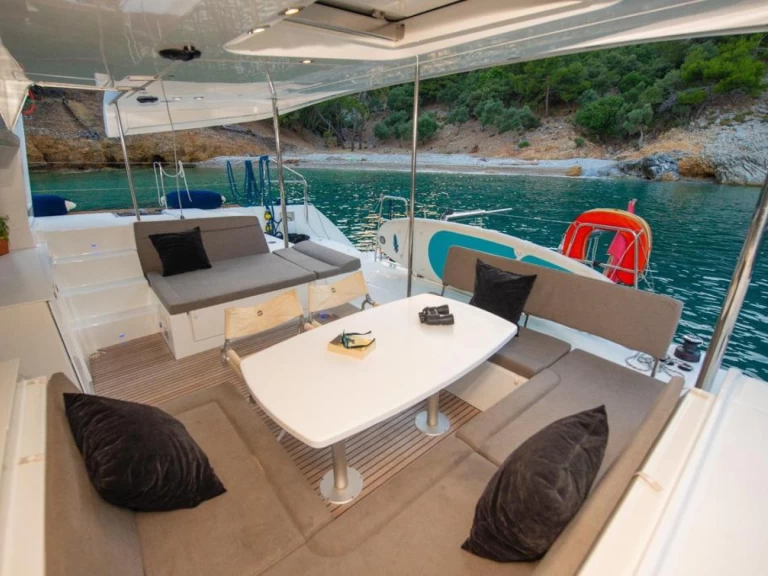 Pronajmout si Lagoon 450F  Lagoon 450F  v Fethiye