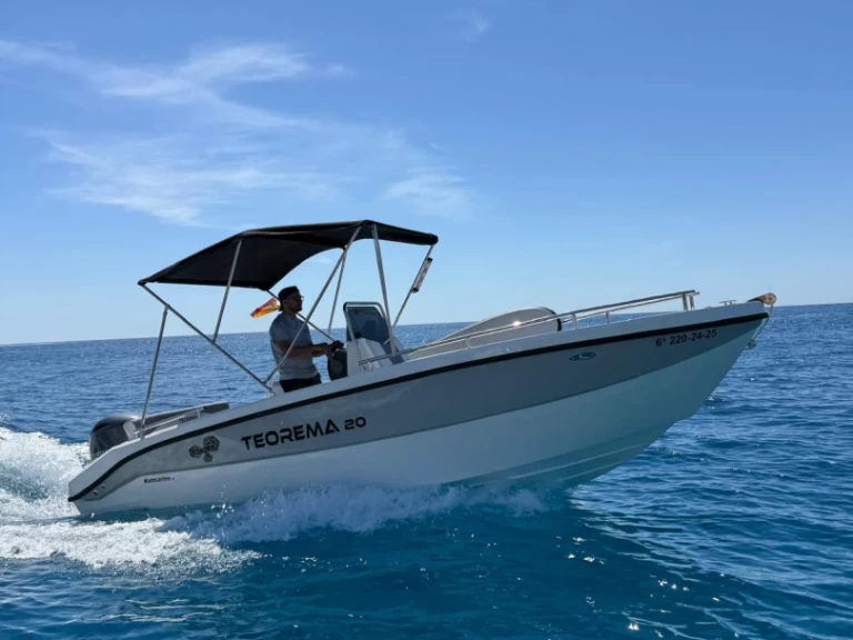 Pronájem Motorová loď Kolmarine s licencí