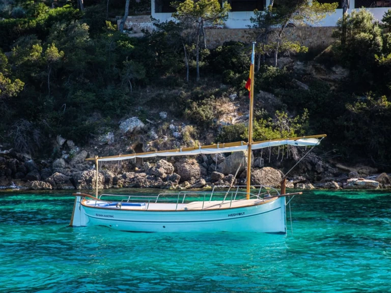 Medvolt Marine M7 jednotlivci a charterové společnosti v Club Náutico Moraira