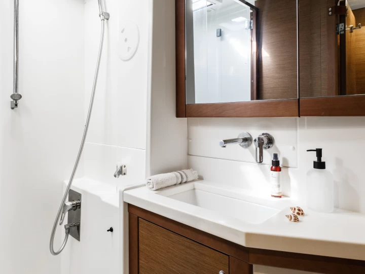 Pronajmout Katamarán se skipperem či ne Lagoon v Kos