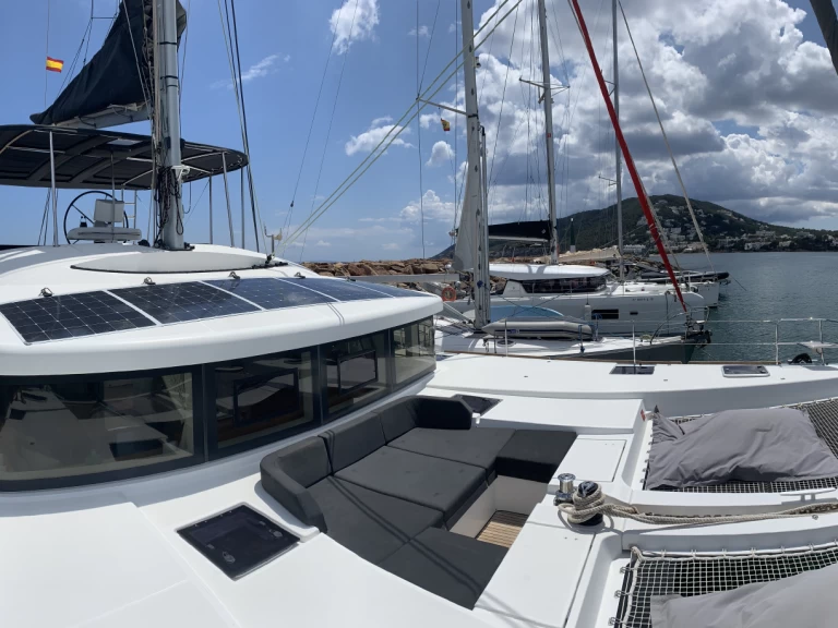 Pronajmout Katamarán se skipperem či ne Lagoon v Santa Eularia des Riu