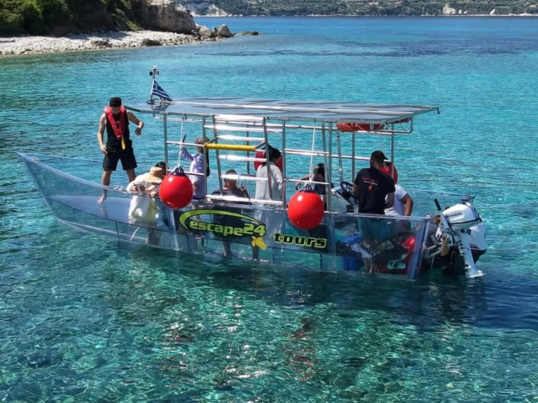 Pronájem lodi Custom Made Clear boat v Kerí na Samboatu