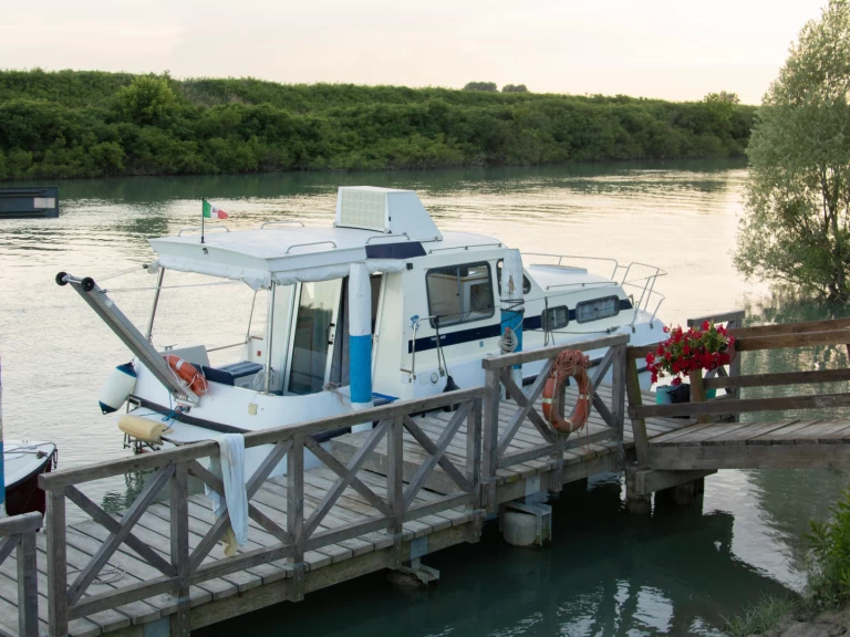 Pronájem jachty v San Stino di Livenza -Chantier CPC Triton 860 na Samboatu