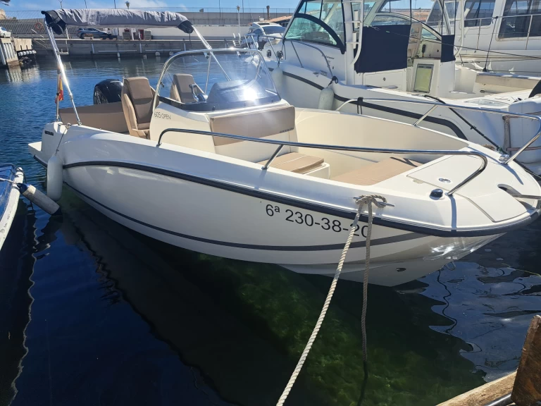 Pronajmout Motorová loď se skipperem či ne Quicksilver v Marina de Palamós