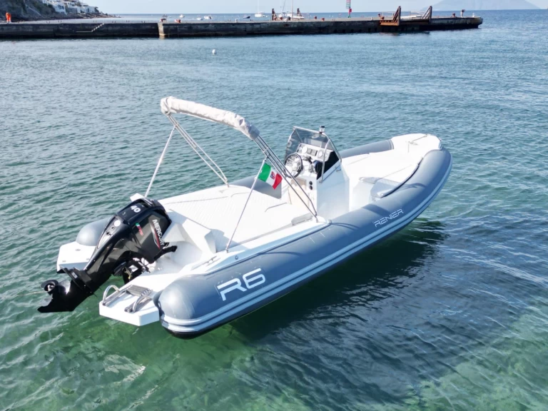 Pronajmout Polotuhá loď se skipperem či ne Renier v Panarea