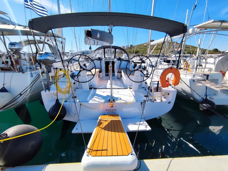 Pronájem Plachetnice Bénéteau s licencí