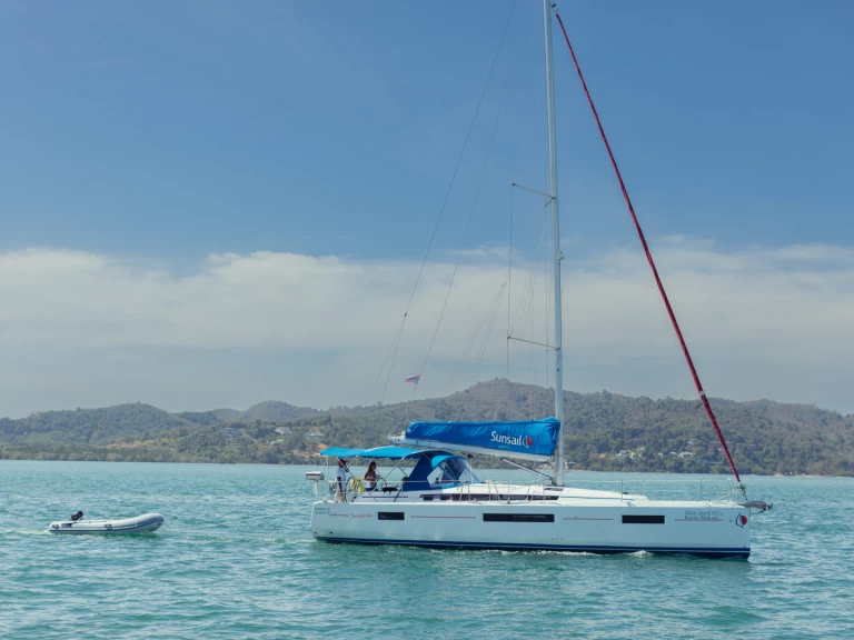 Jeanneau Sun Odyssey 440 jednotlivci a charterové společnosti v Ao Po