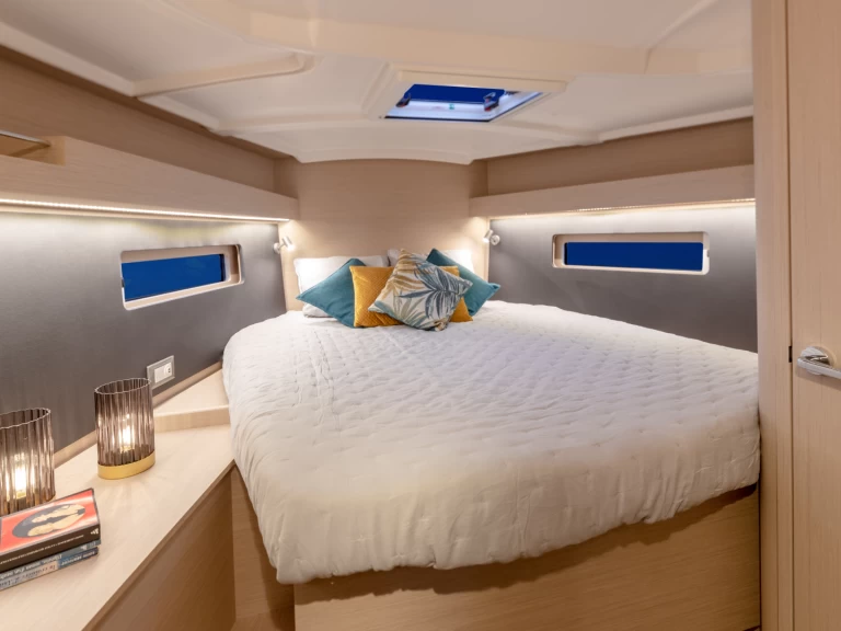 Pronájem lodi Road Town lákavé ceny Oceanis 41