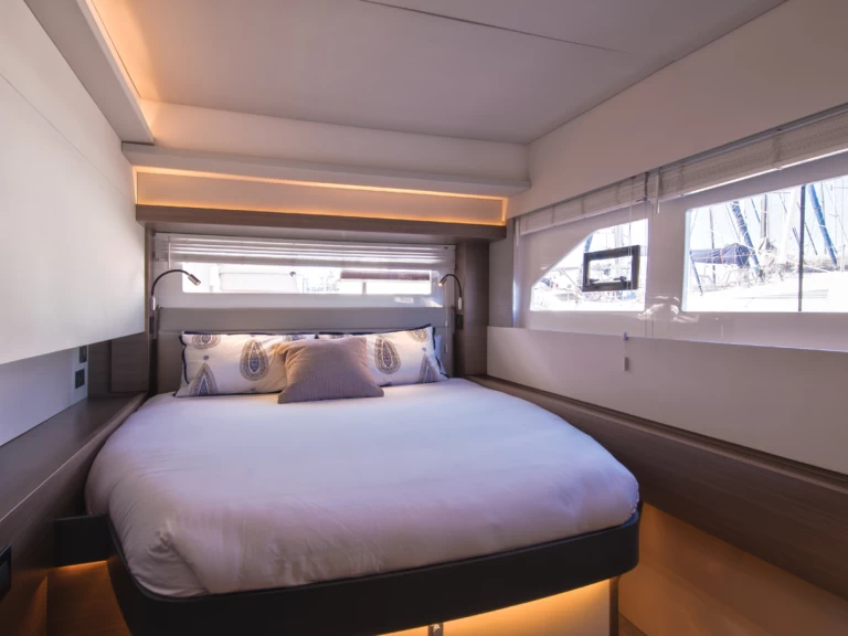 Pronajmout Motorová loď se skipperem či ne Leopard v Road Town