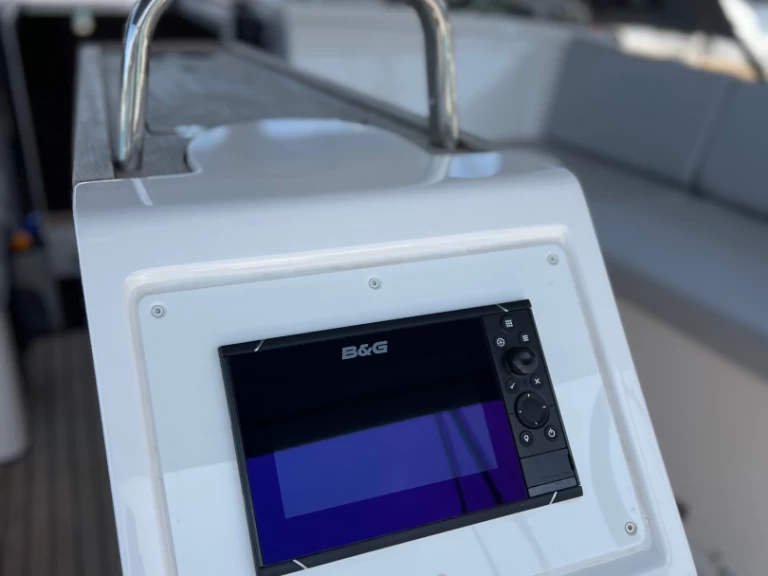 Pronájem lodi Bavaria Bavaria C42 v Pýlos na Samboatu