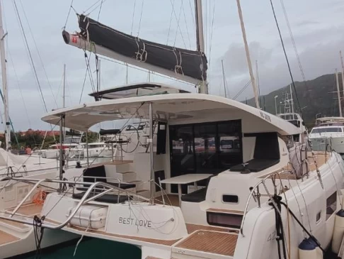 Pronájem lodi Lagoon Lagoon 42 v Mahé na Samboatu