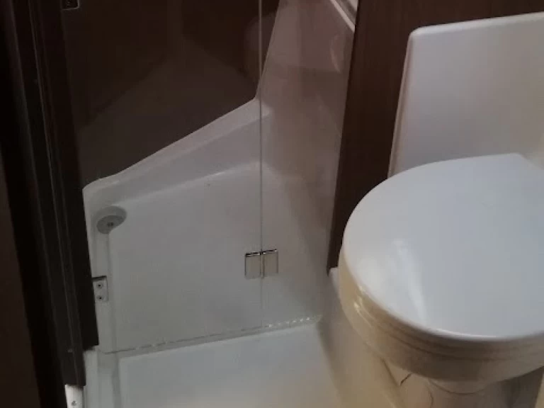 Pronájem Plachetnice Bénéteau s licencí