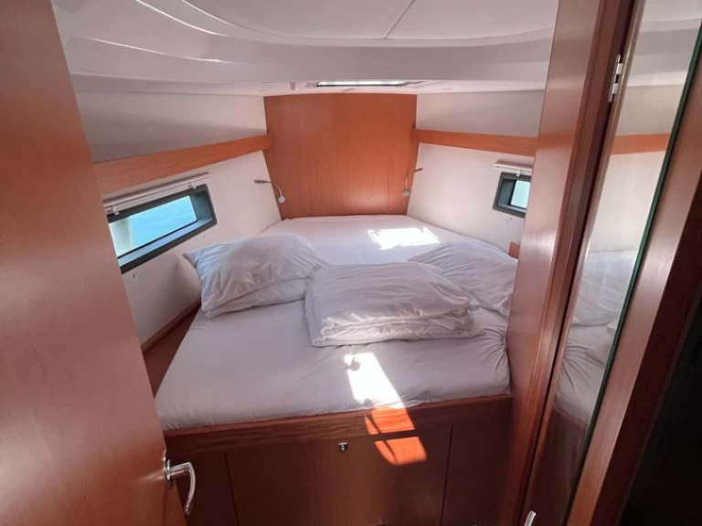 Bavaria Bavaria C 42 jednotlivci a charterové společnosti v Sukošan