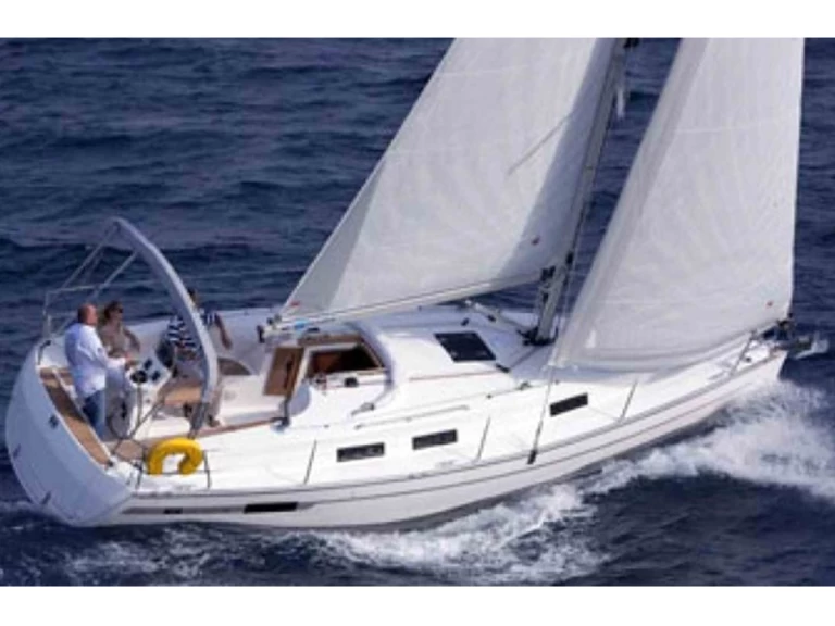 Bavaria Bavaria 36 Cruiser jednotlivci a charterové společnosti v Primošten 