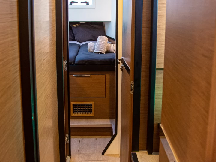 Pronájem Katamarán Lagoon s licencí