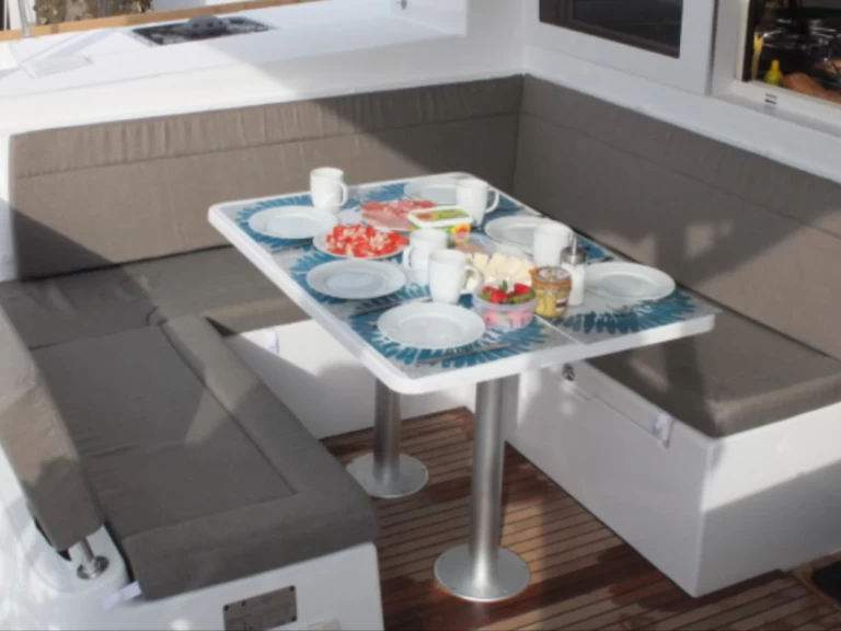 Pronájem Katamarán v Preveza -Lagoon Lagoon 39