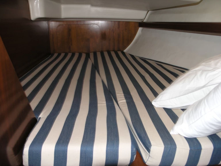 Pronajmout Plachetnice se skipperem či ne Bénéteau v Lefkáda