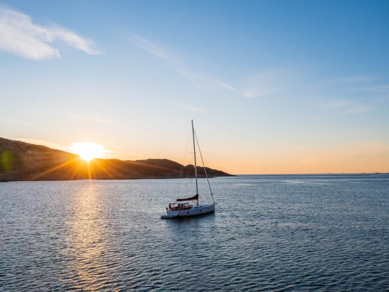 Pronájem lodi Eidkjosen lákavé ceny Hanse 458