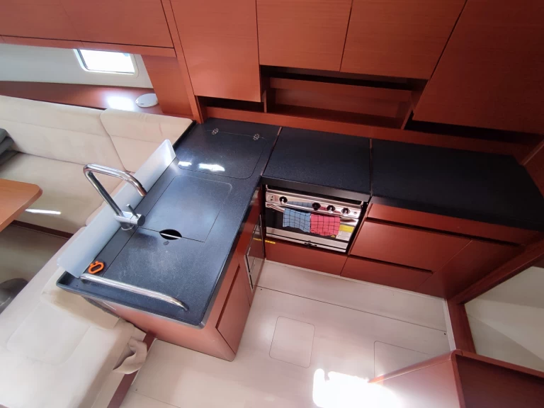 Pronájem Plachetnice Hanse s licencí