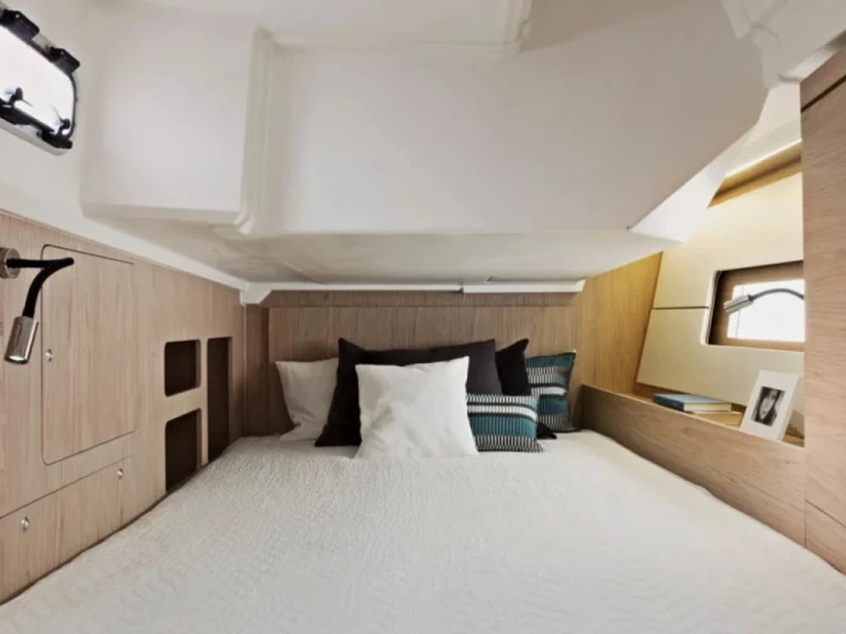 Pronájem Plachetnice Bénéteau s licencí